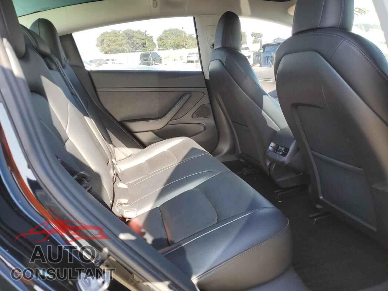 TESLA MODEL 3 2019 - 5YJ3E1EA2KF306868
