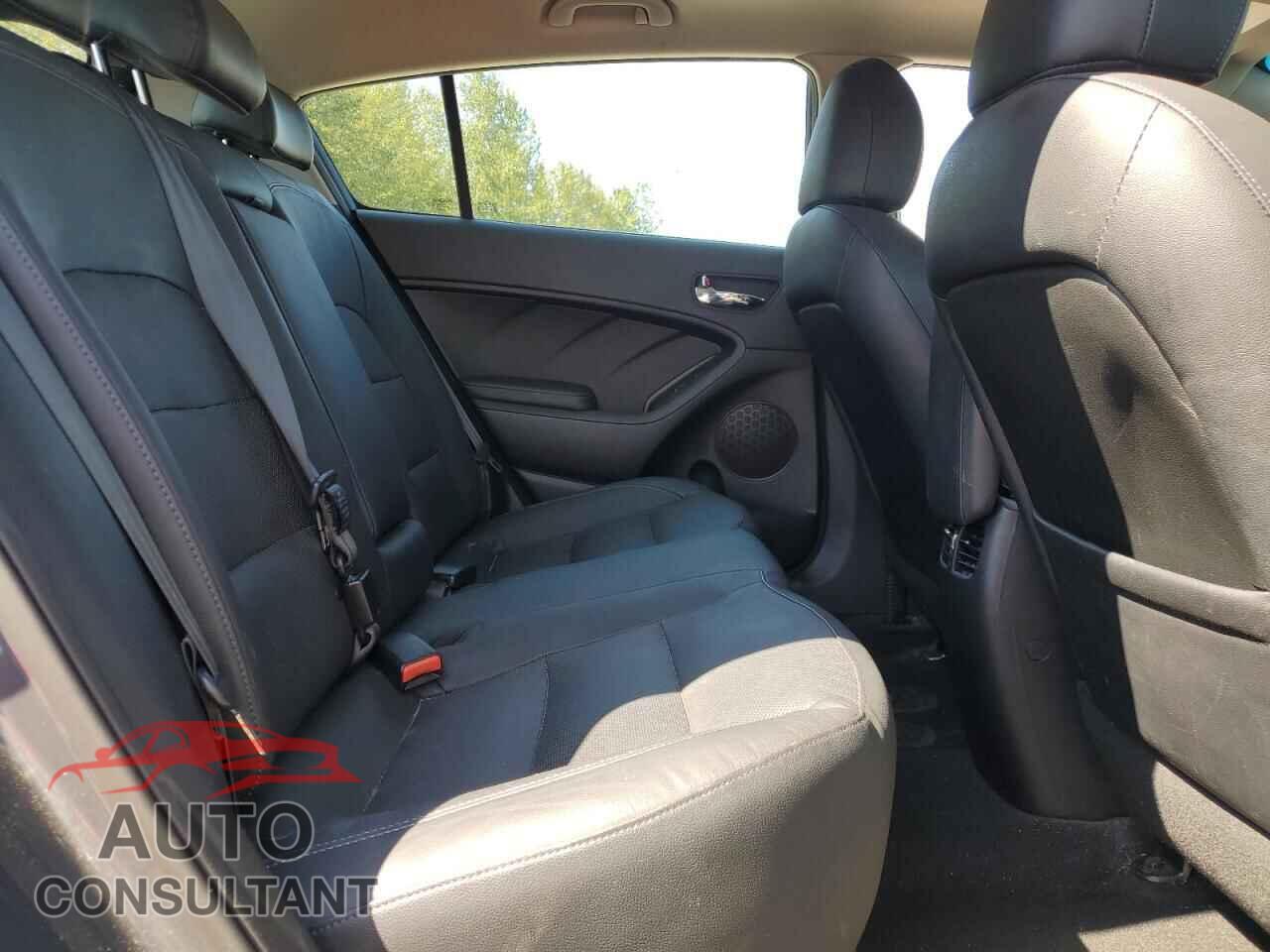 KIA FORTE 2015 - KNAFX5A88F5283473