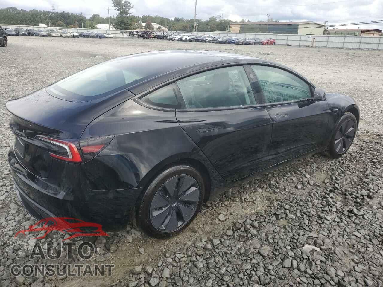 TESLA MODEL 3 2024 - 5YJ3E1EA9RF721793
