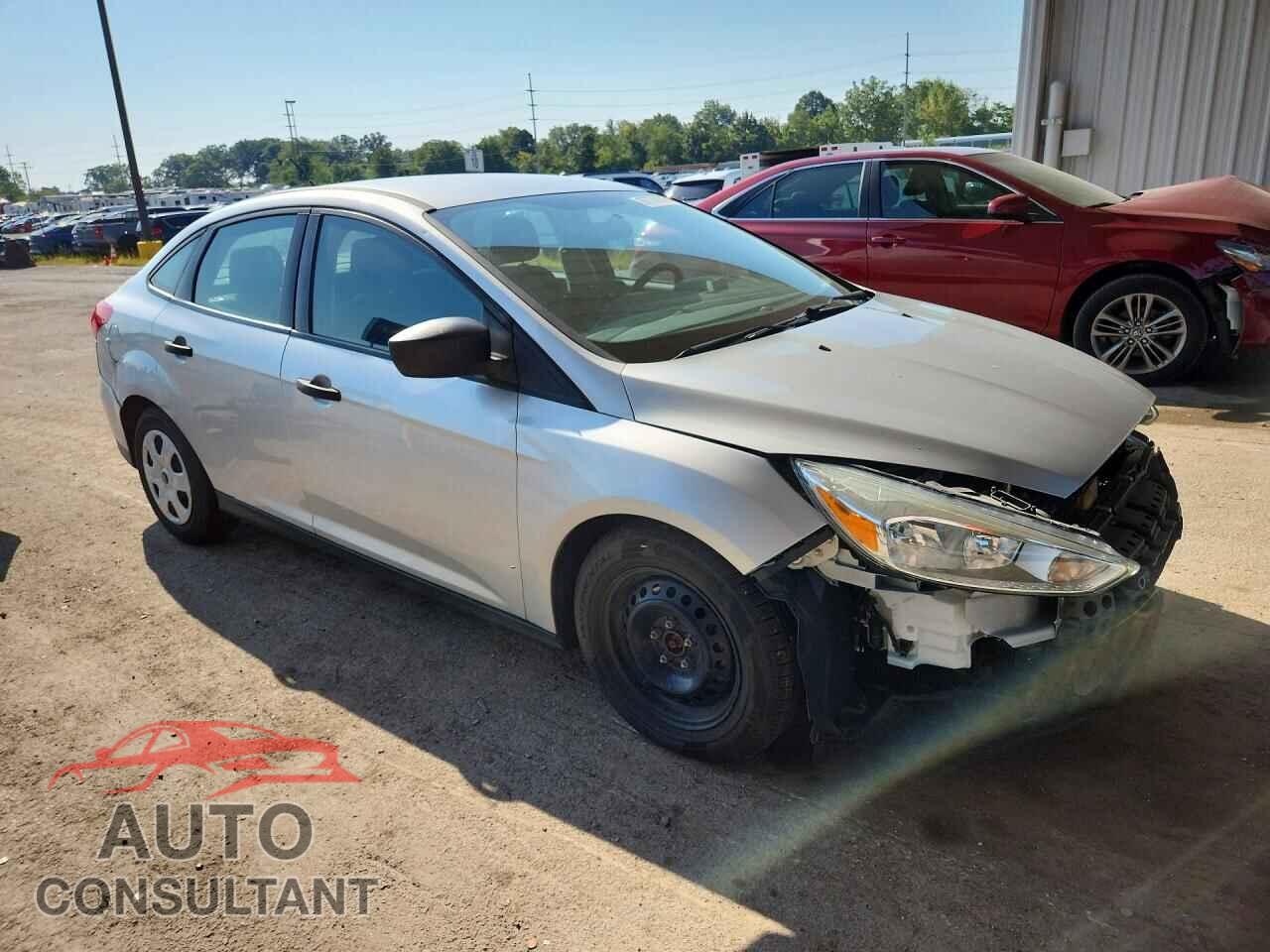 FORD FOCUS 2017 - 1FADP3E22HL243009