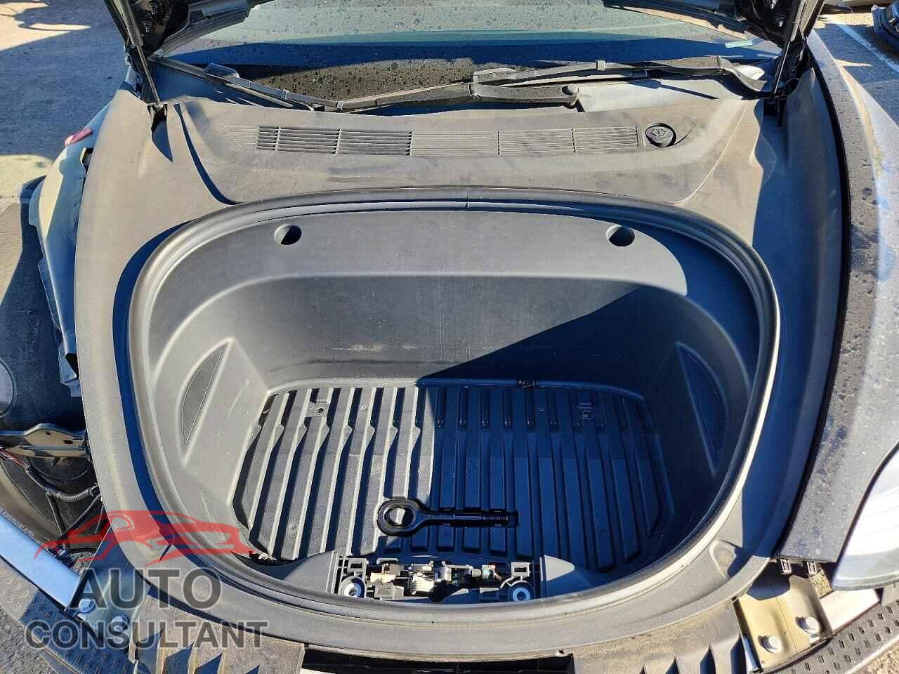 TESLA MODEL 3 2023 - 5YJ3E1EA2PF624013