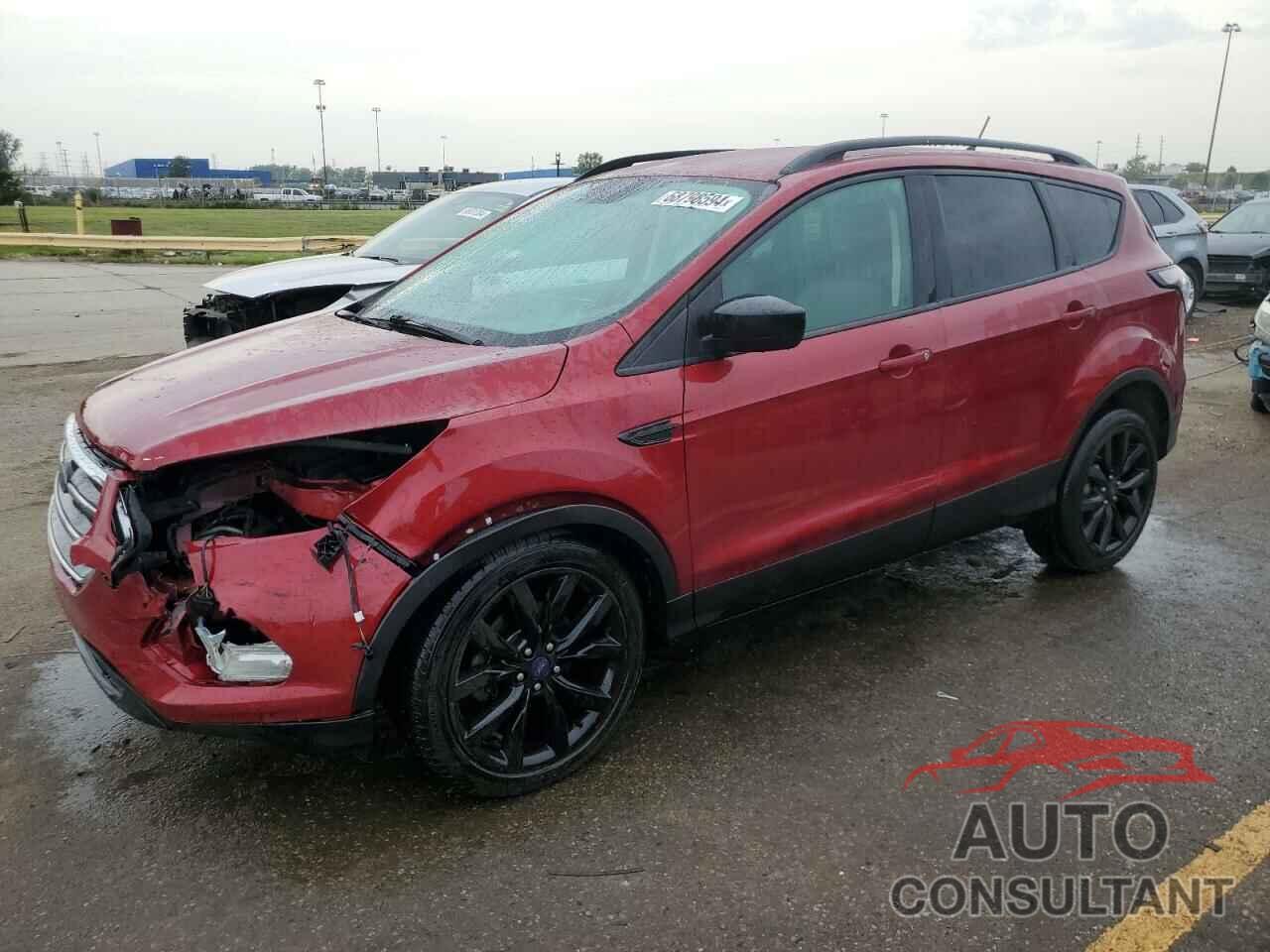 FORD ESCAPE 2018 - 1FMCU0GD5JUA90228