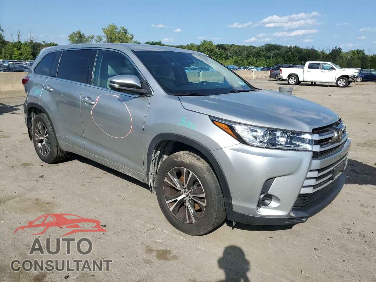 TOYOTA HIGHLANDER 2017 - 5TDBZRFH4HS484327