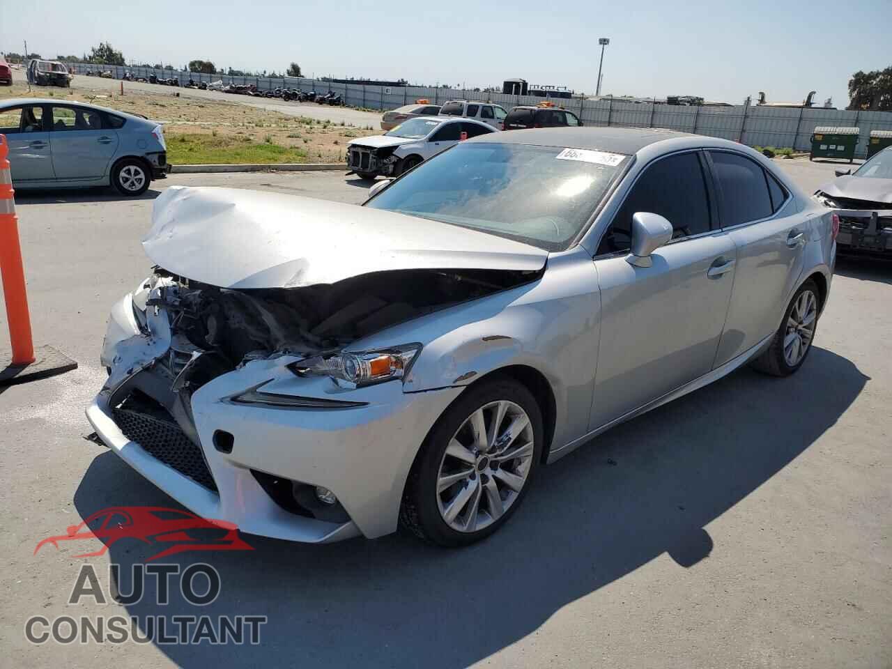 LEXUS IS 2015 - JTHBF1D2XF5066056