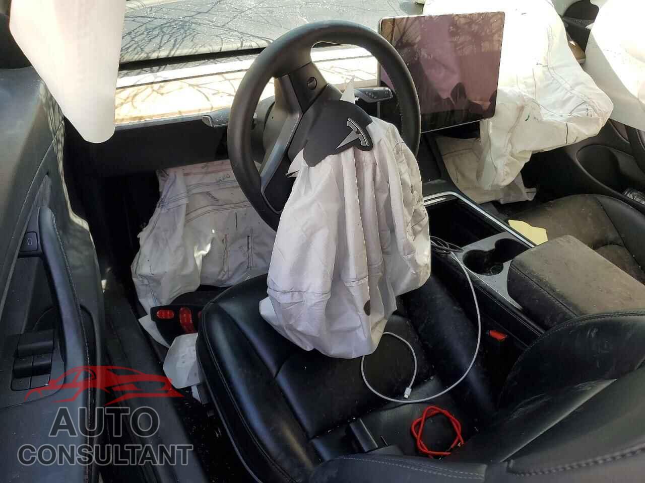 TESLA MODEL 3 2021 - 5YJ3E1EB6MF914985