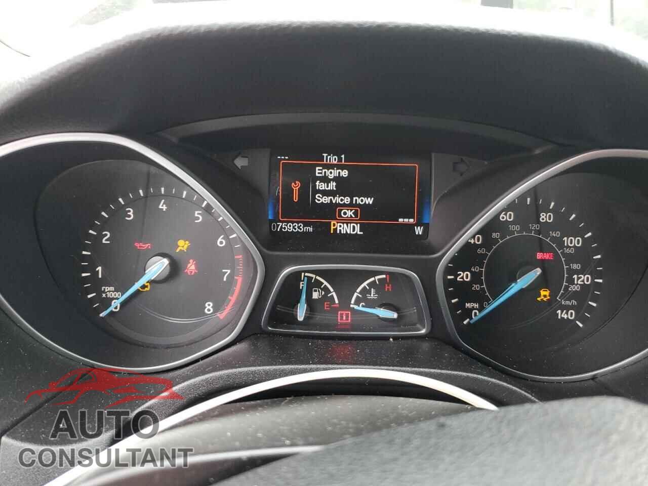 FORD FOCUS 2015 - 1FADP3F2XFL296326