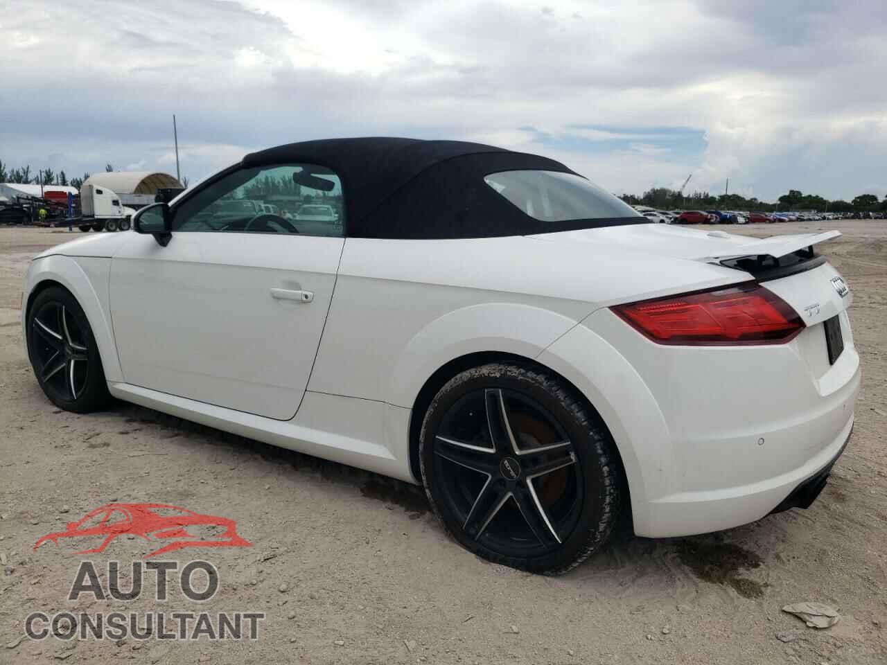 AUDI TT 2018 - TRUT5CFV3J1012275