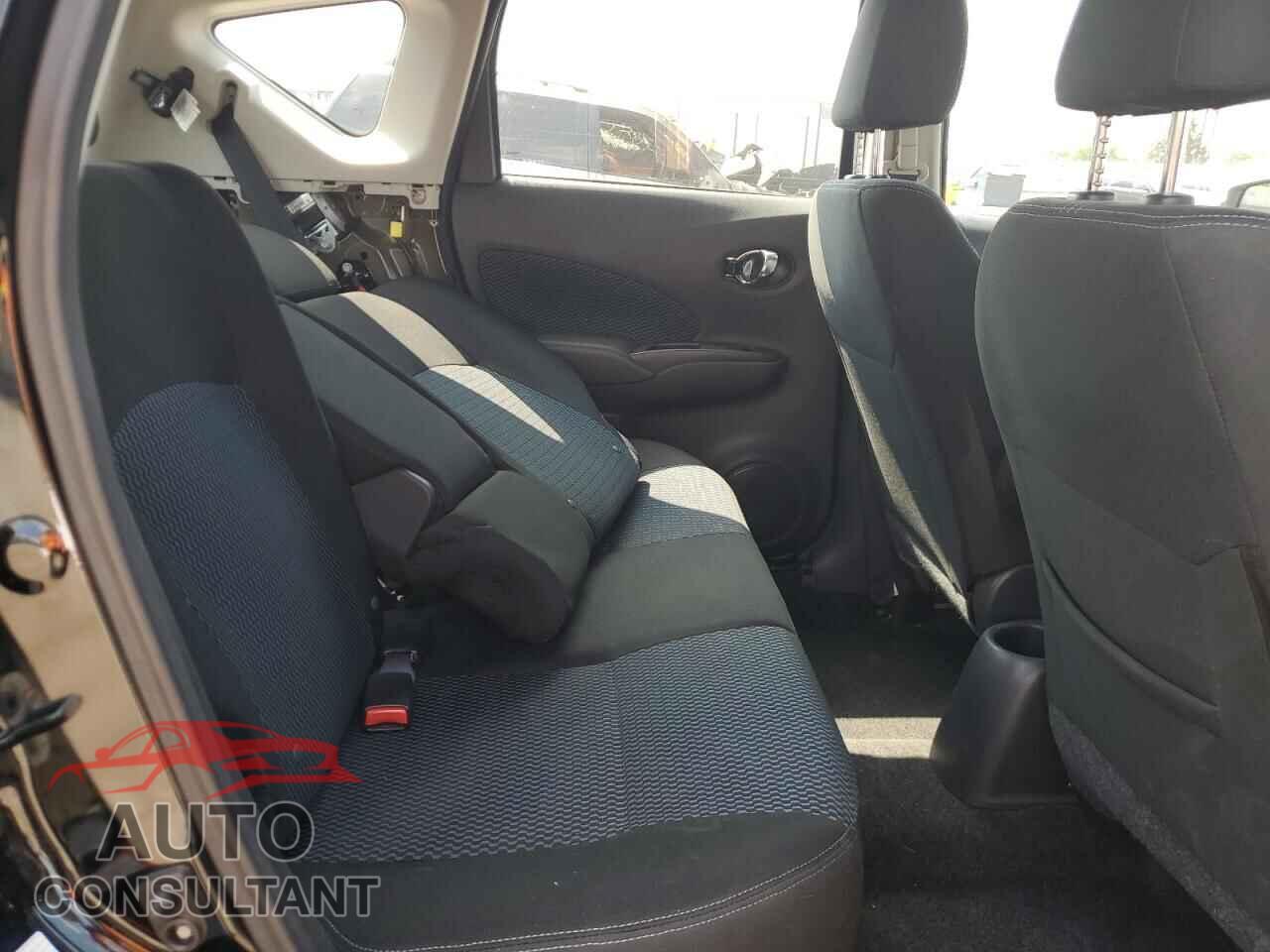 NISSAN VERSA 2017 - 3N1CE2CP0HL368134