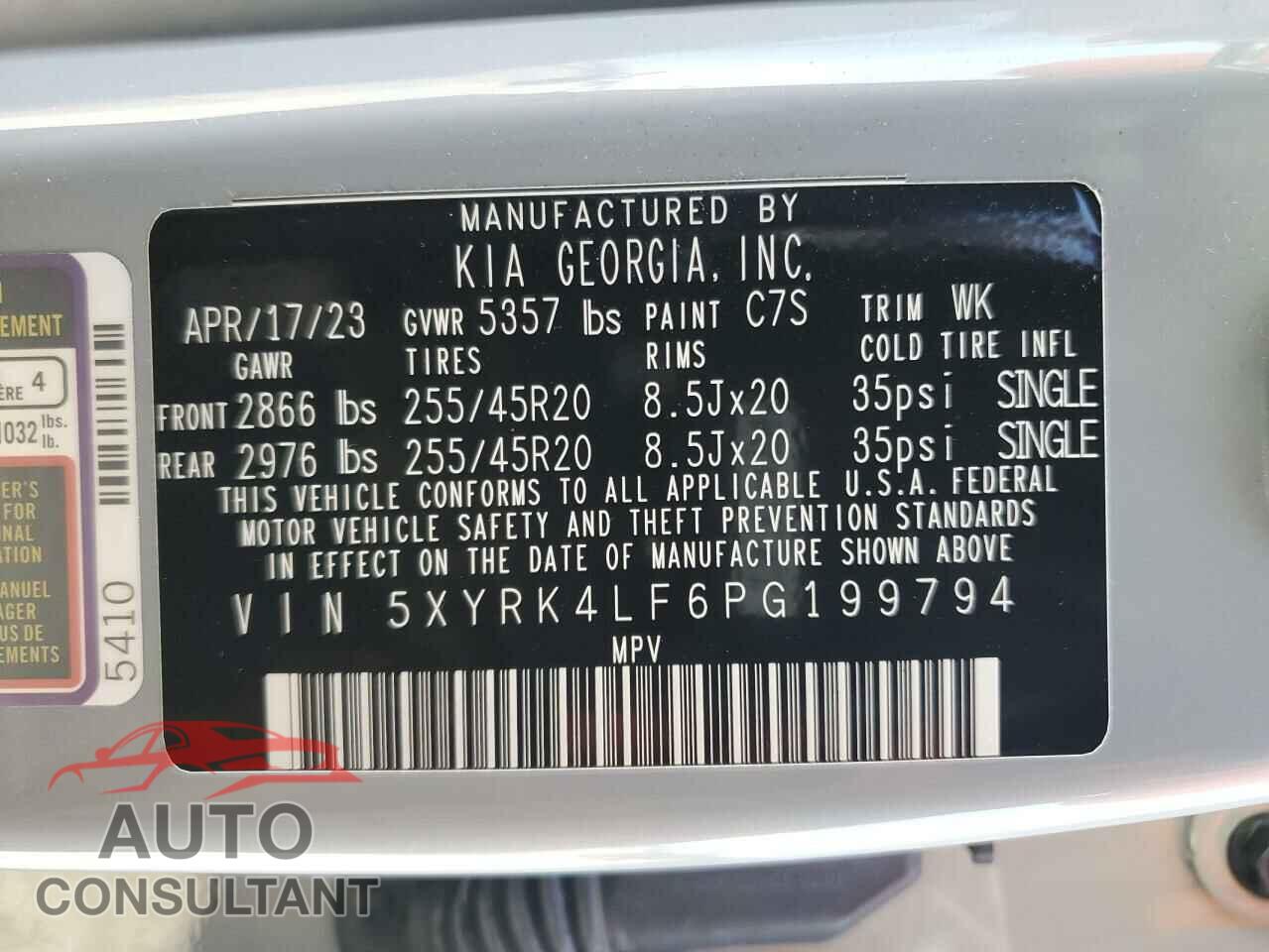 KIA SORENTO 2023 - 5XYRK4LF6PG199794