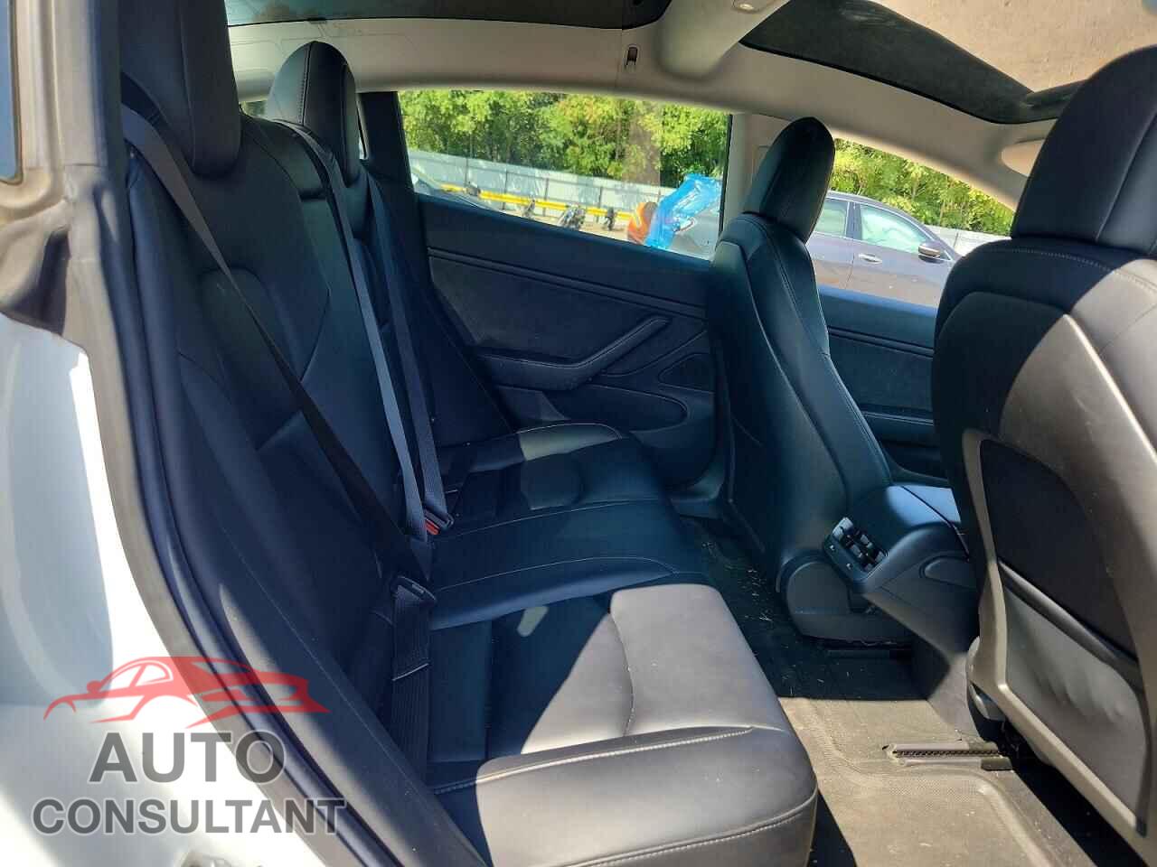 TESLA MODEL 3 2018 - 5YJ3E1EA7JF019637
