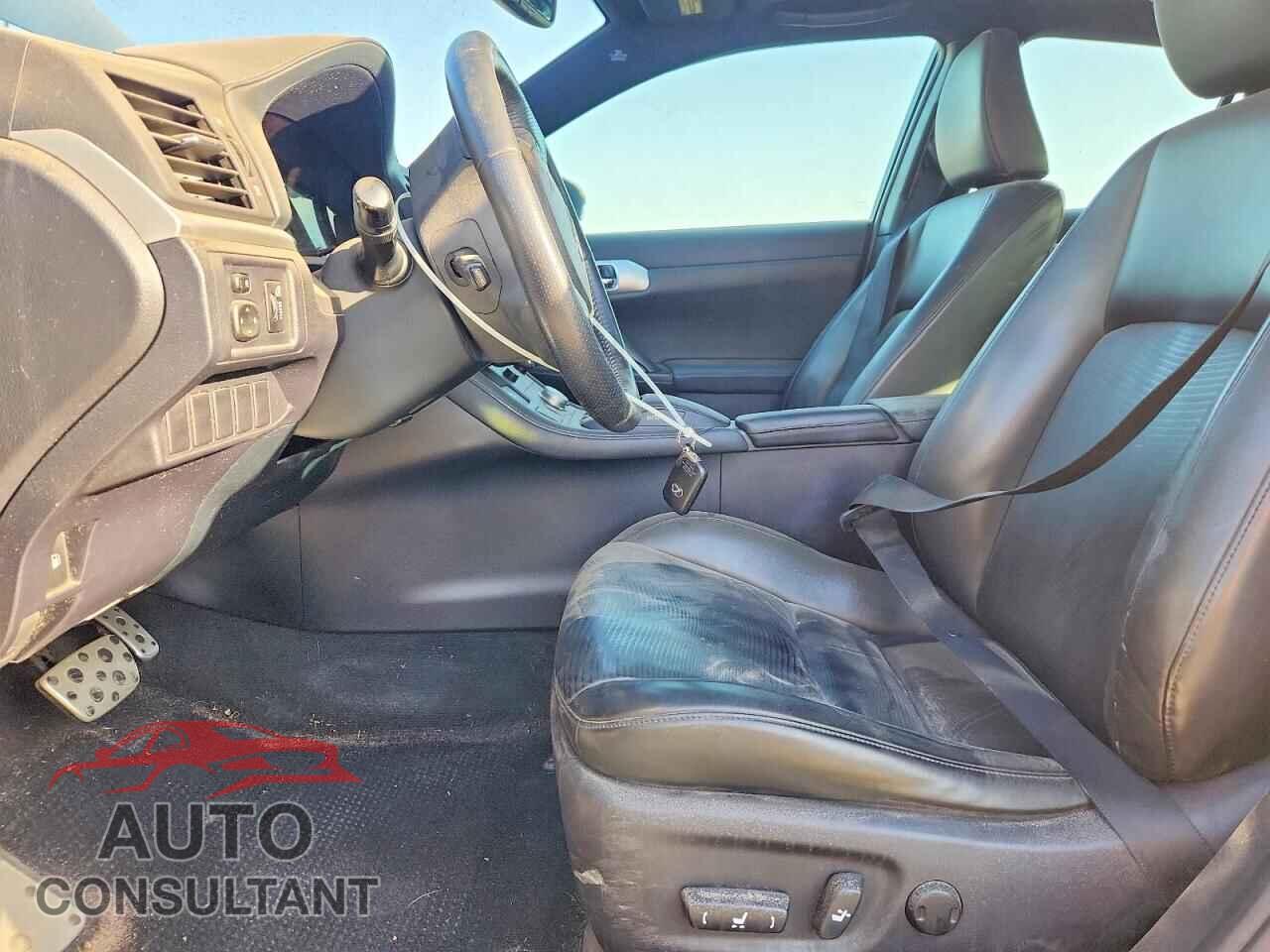 LEXUS CT 200 2013 - JTHKD5BH4D2170643