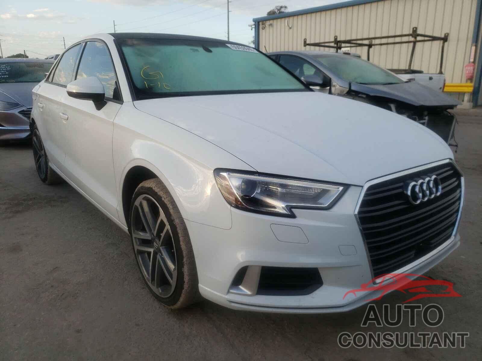 AUDI A3 2017 - WAUAUGFF9H1051772