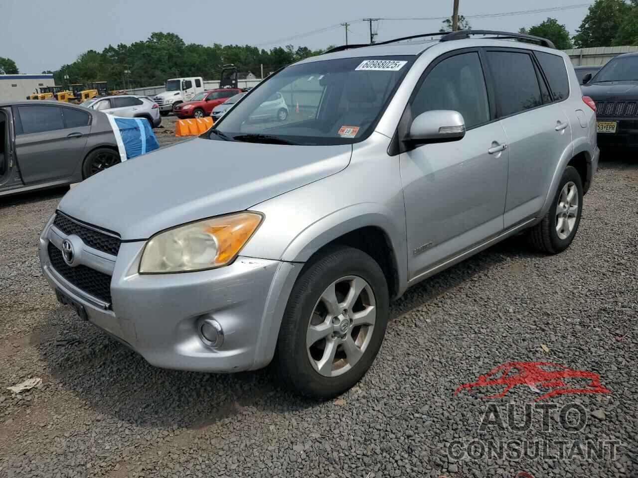 TOYOTA RAV4 2009 - JTMBF31V19D008049