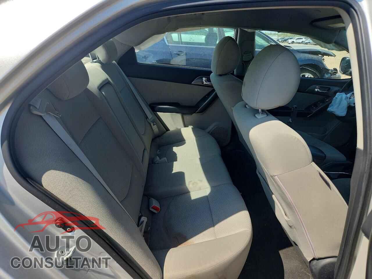 KIA FORTE 2013 - KNAFU4A28D5733697