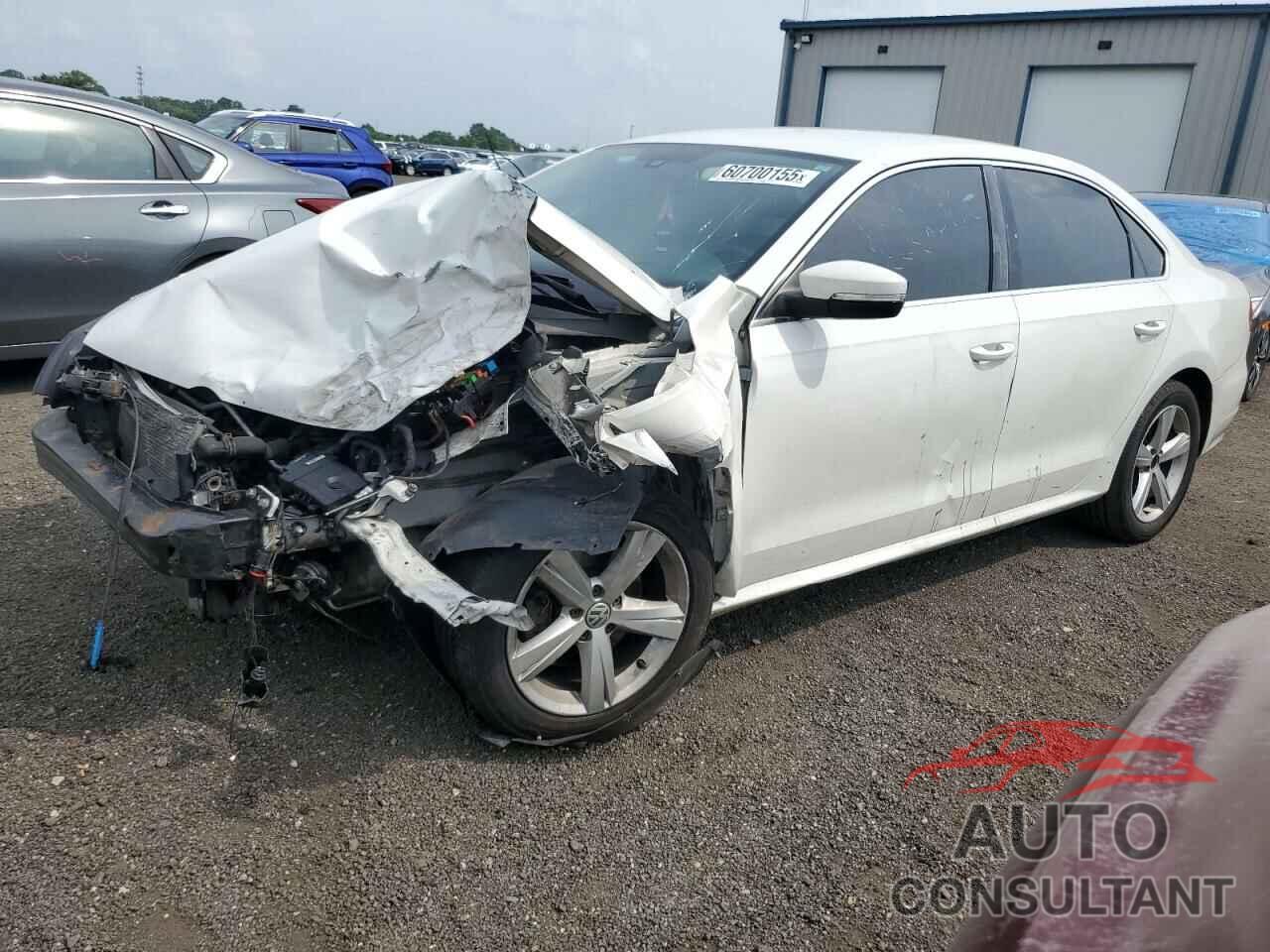 VOLKSWAGEN PASSAT 2014 - 1VWBP7A33EC004987