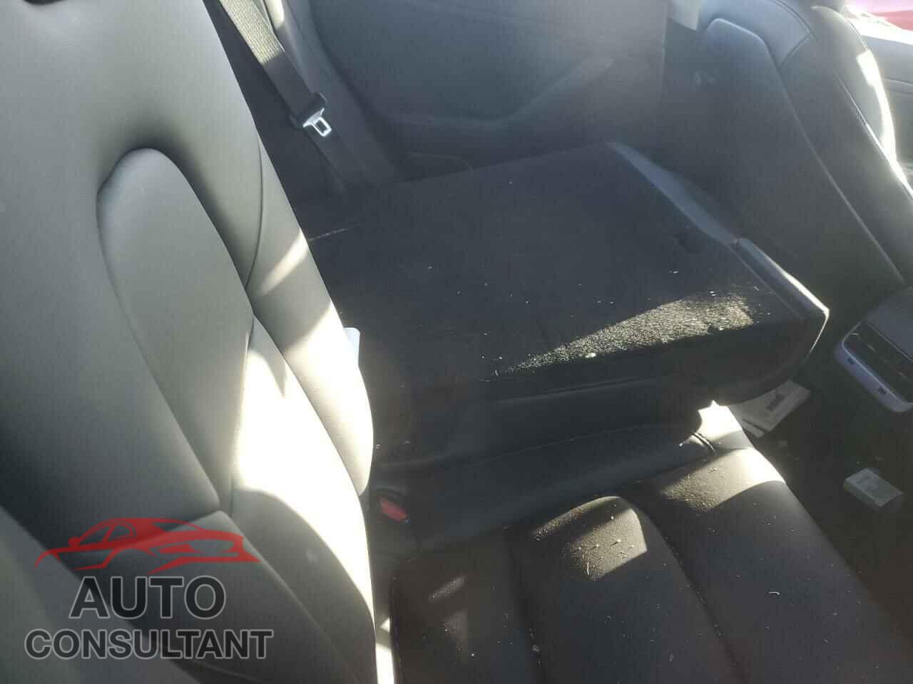 TESLA MODEL 3 2020 - 5YJ3E1EA3LF669858