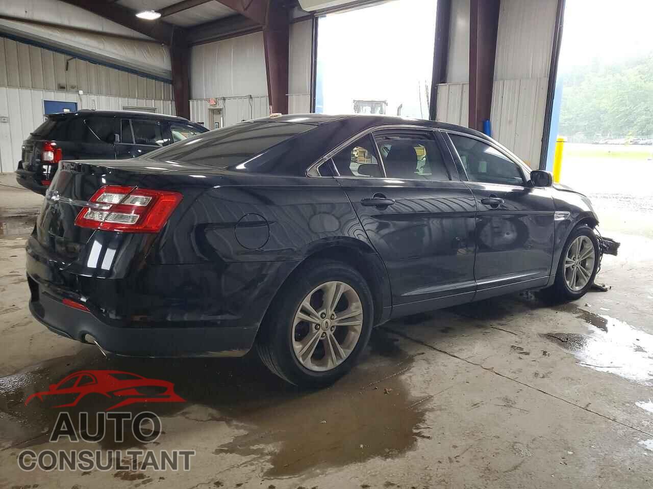 FORD TAURUS 2016 - 1FAHP2D82GG113367