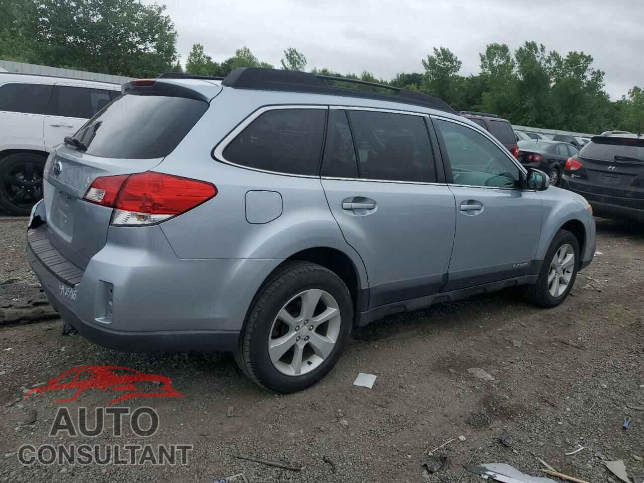 SUBARU OUTBACK 2013 - 4S4BRBCC8D3303849