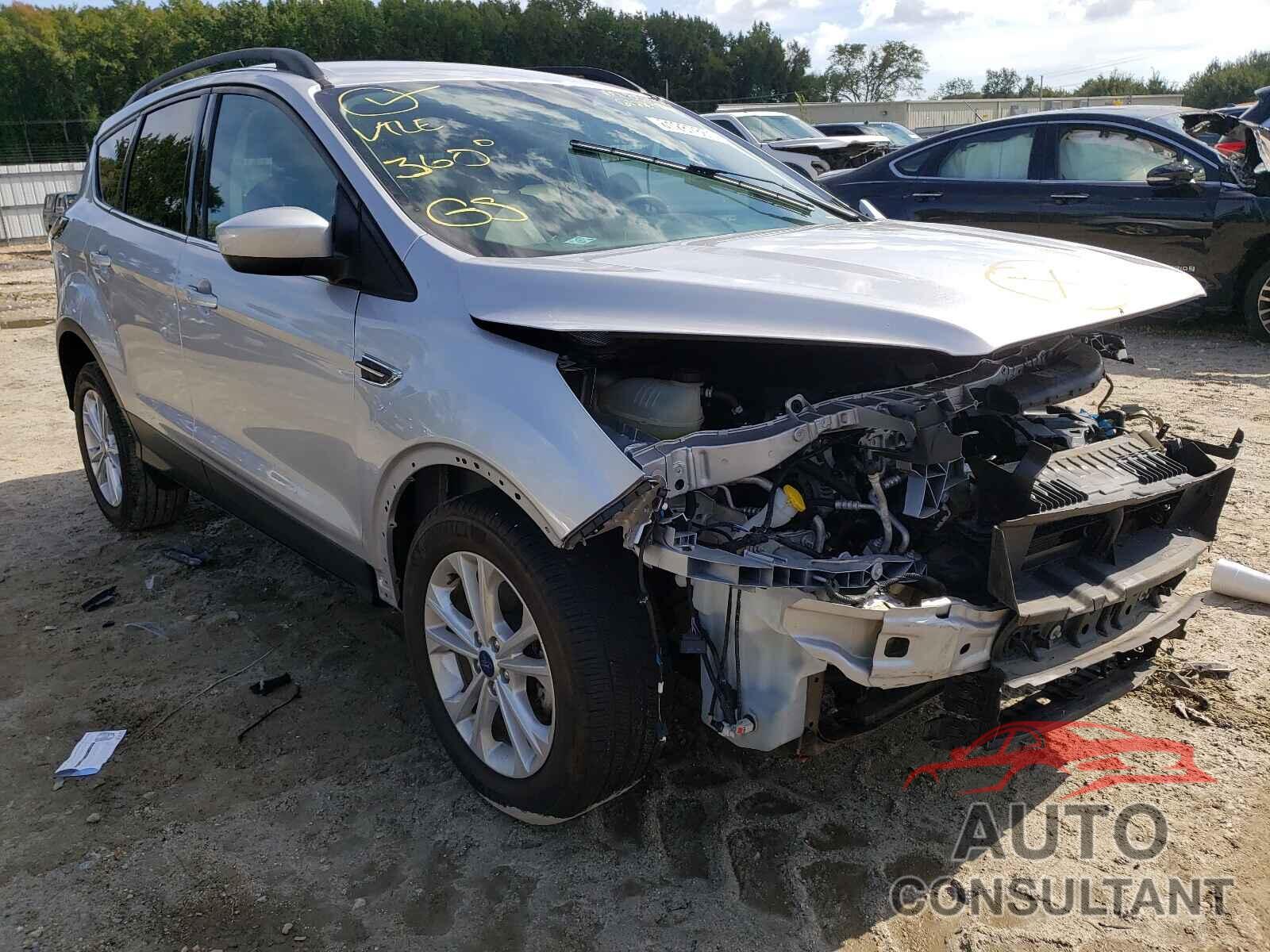 FORD ESCAPE 2018 - 1FMCU0GD6JUB51943