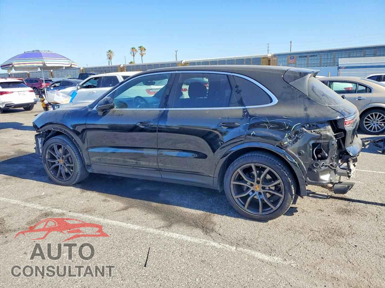 PORSCHE CAYENNE 2023 - WP1AA2AY6PDA01575