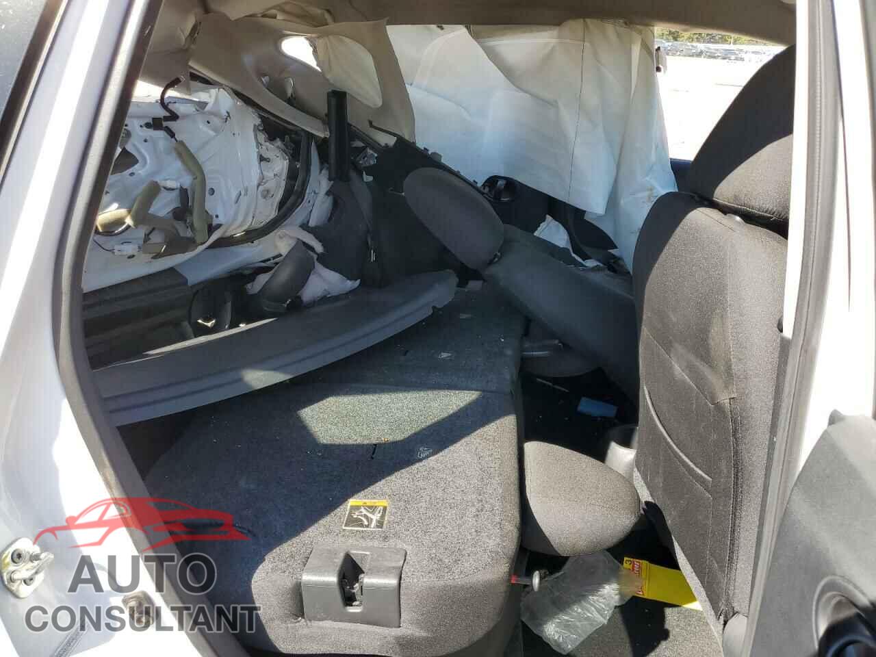 NISSAN VERSA 2019 - 3N1CE2CP3KL360228