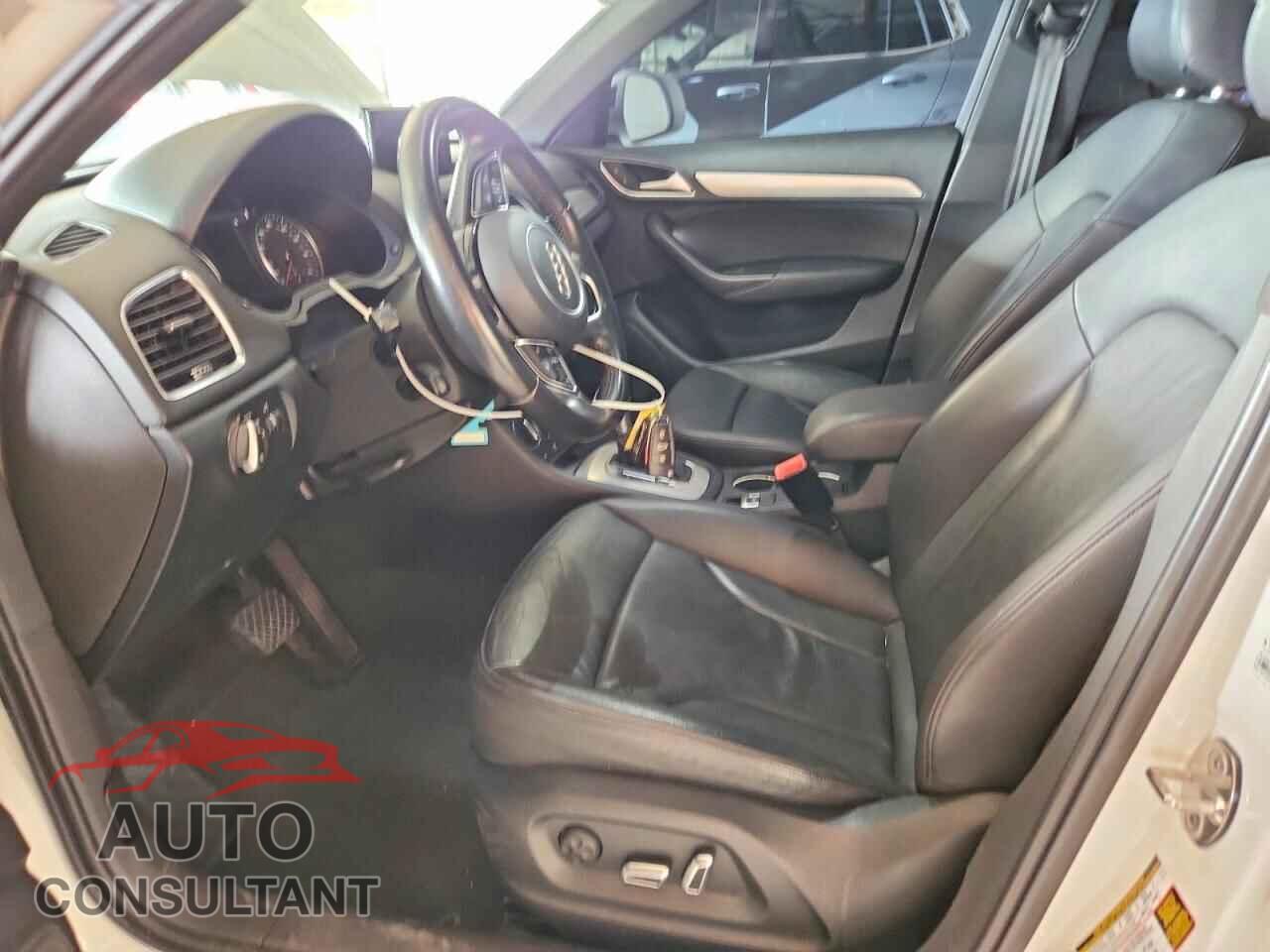 AUDI Q3 2016 - WA1BFCFS9GR022466