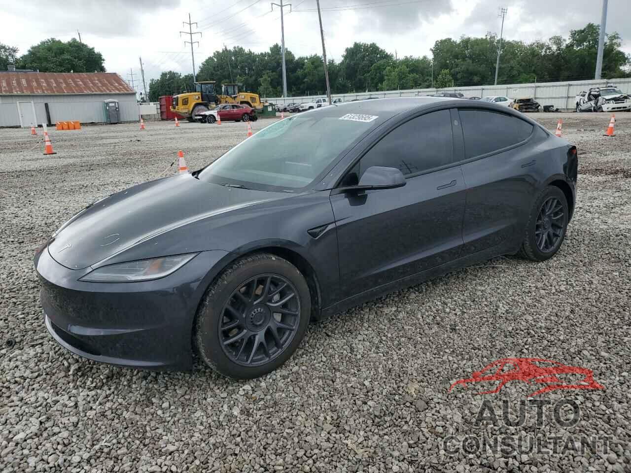 TESLA MODEL 3 2024 - 5YJ3E1EA5RF717028