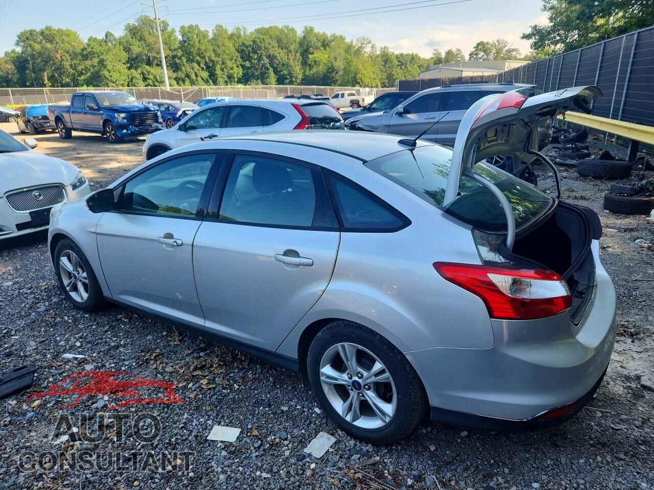 FORD FOCUS 2014 - 1FADP3F20EL259817