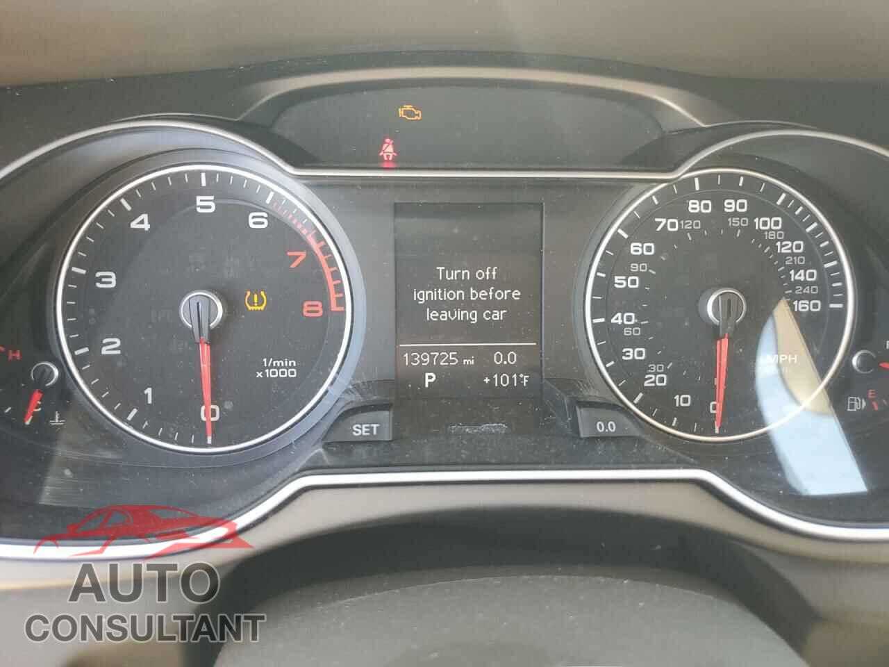AUDI A4 2013 - WAUBFAFL9DN018551