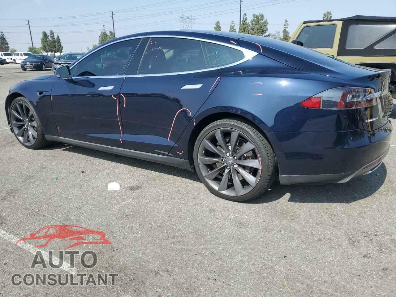 TESLA MODEL S 2013 - 5YJSA1CP9DFP14639