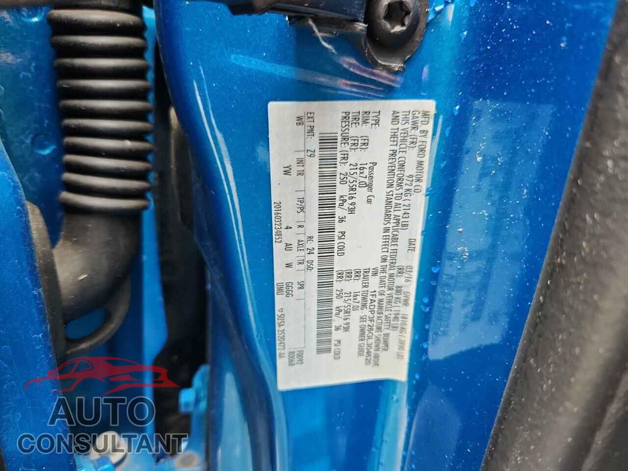 FORD FOCUS 2016 - 1FADP3F26GL304620