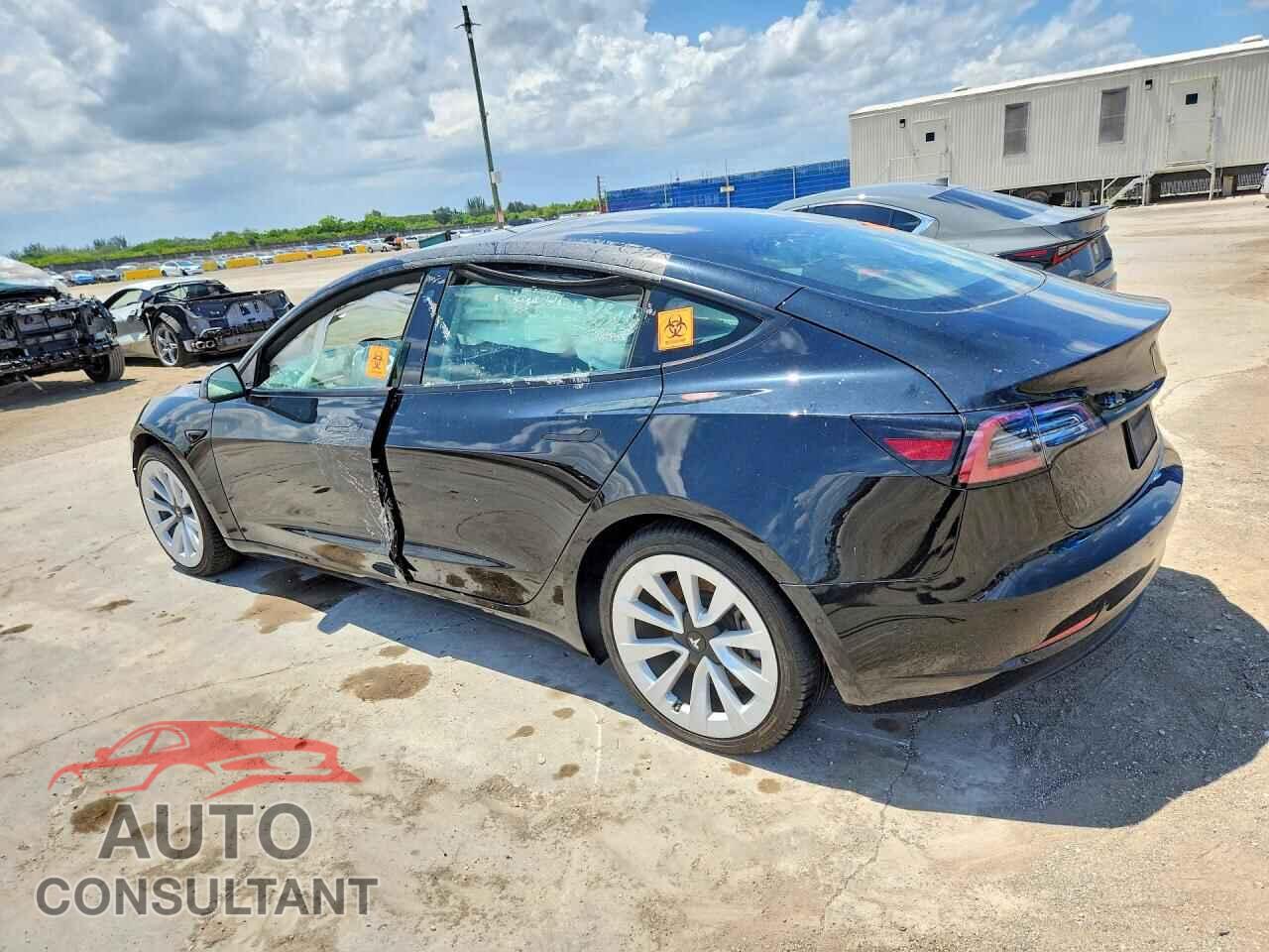TESLA MODEL 3 2022 - 5YJ3E1EA0NF371447