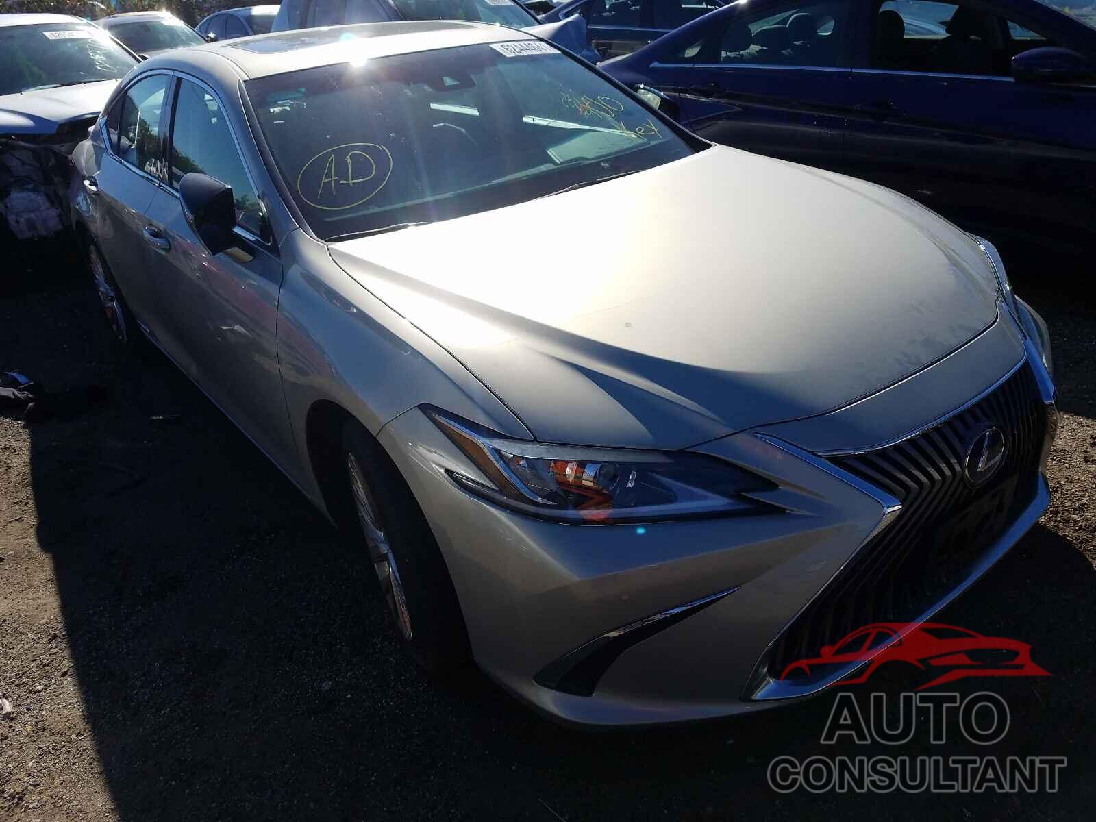 LEXUS ES300 2019 - 58AB21B16KU003659