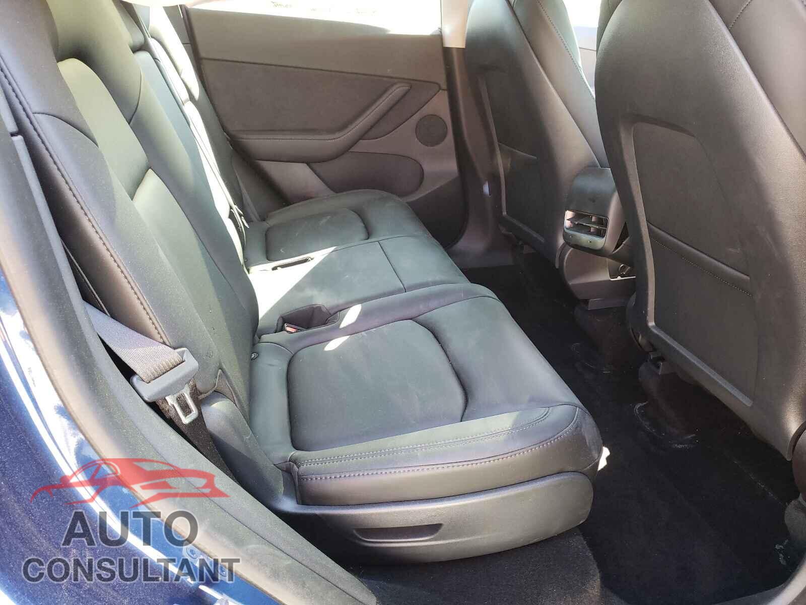 TESLA MODEL Y 2021 - 5YJYGAEE7MF200907