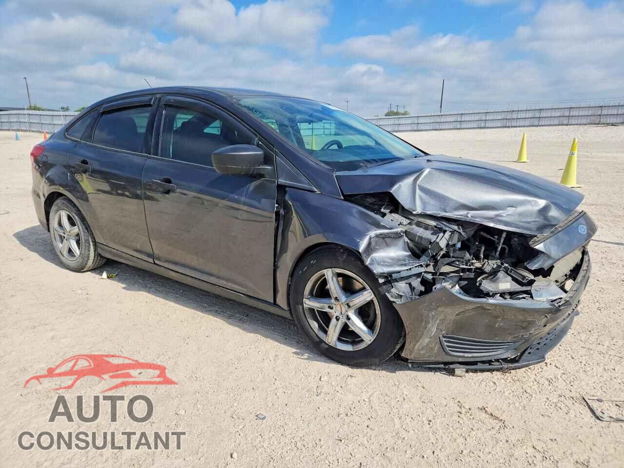 FORD FOCUS 2016 - 1FADP3E20GL229978