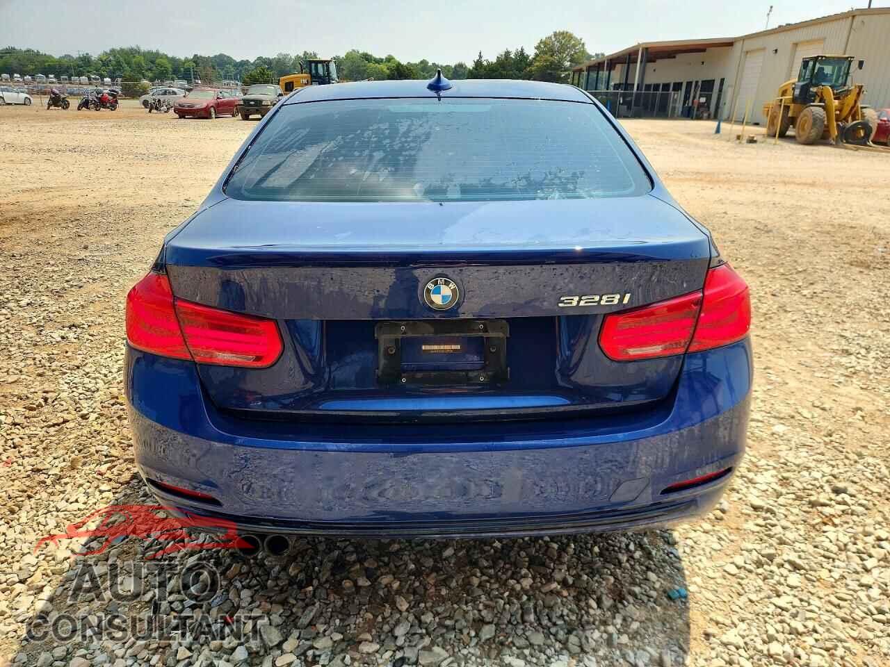 BMW 3 SERIES 2016 - WBA8E9G52GNU29340