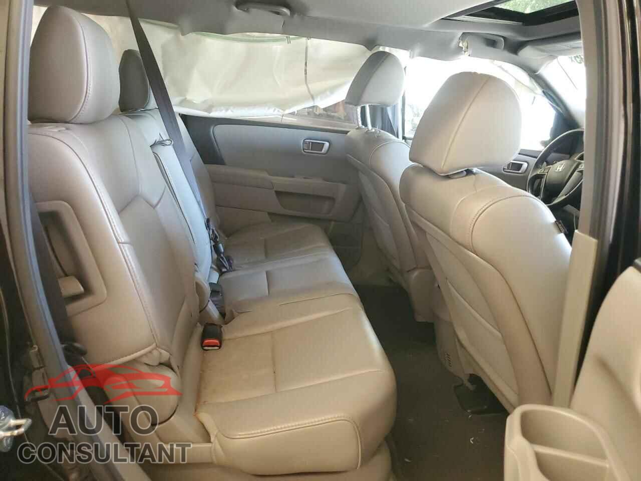 HONDA PILOT 2013 - 5FNYF4H58DB048782