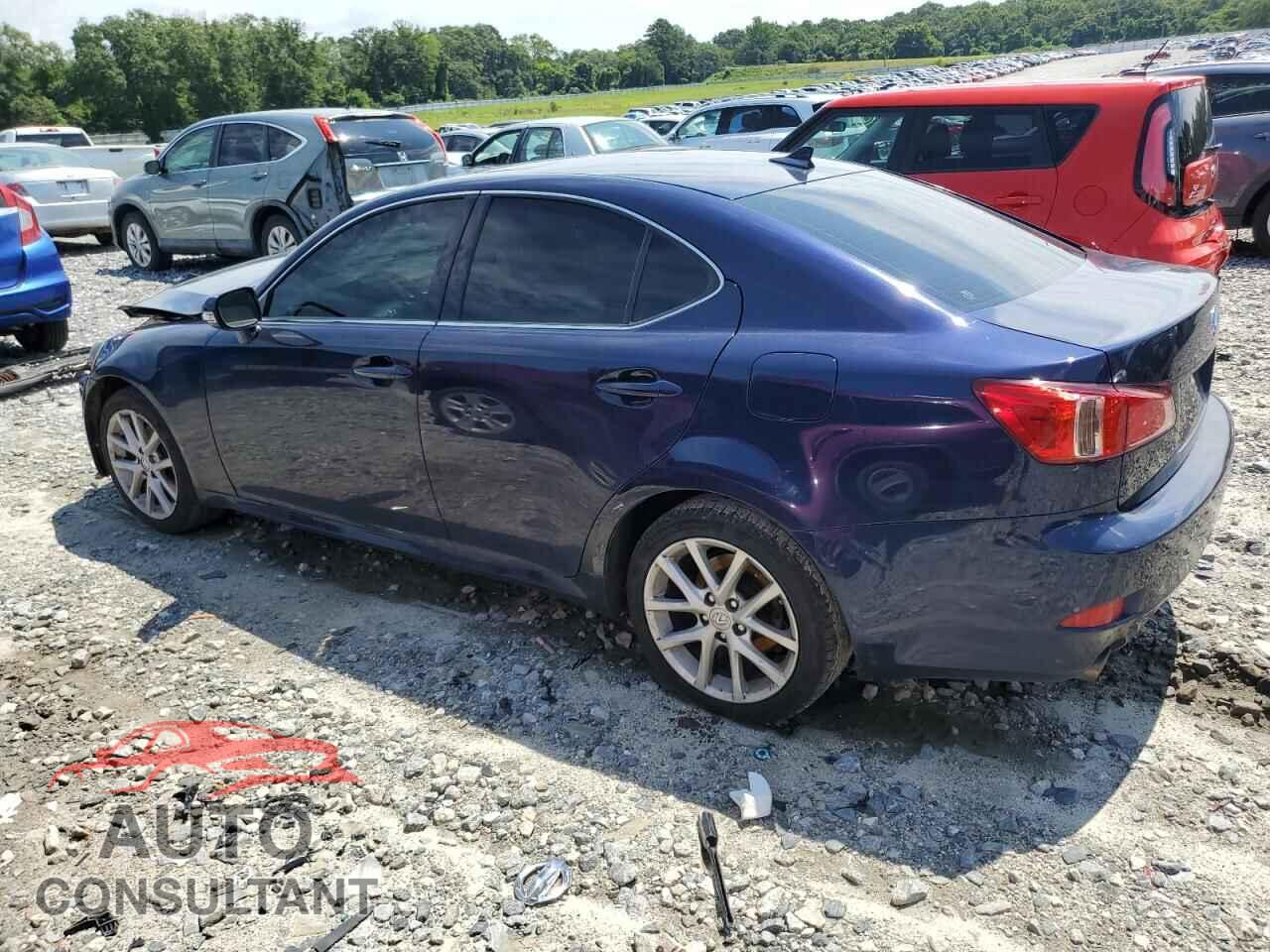 LEXUS IS 2012 - JTHCF5C28C5053234