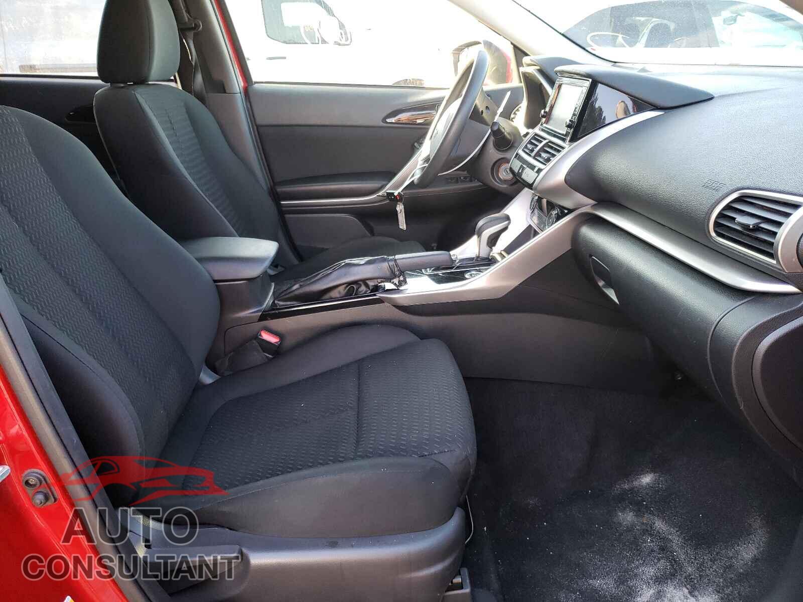 MITSUBISHI ECLIPSE 2019 - JA4AT3AA5KZ040653