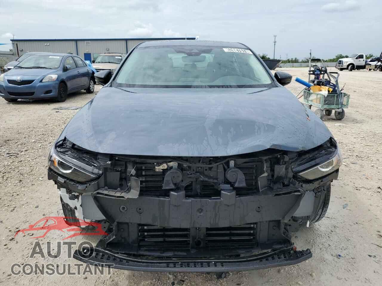 MAZDA 3 2023 - 3MZBPACM8PM358542