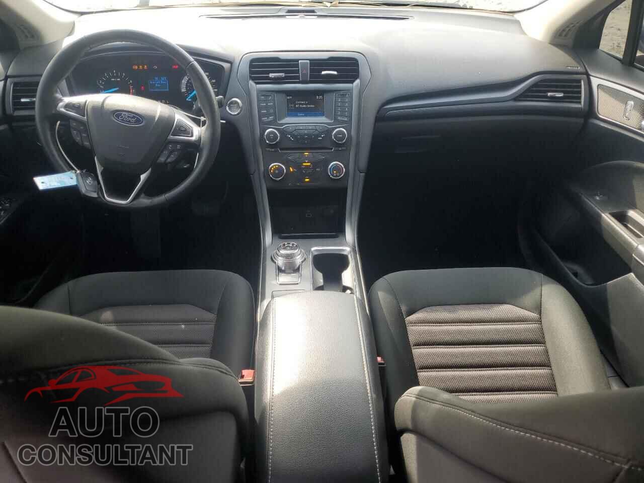 FORD FUSION 2018 - 3FA6P0G77JR251663