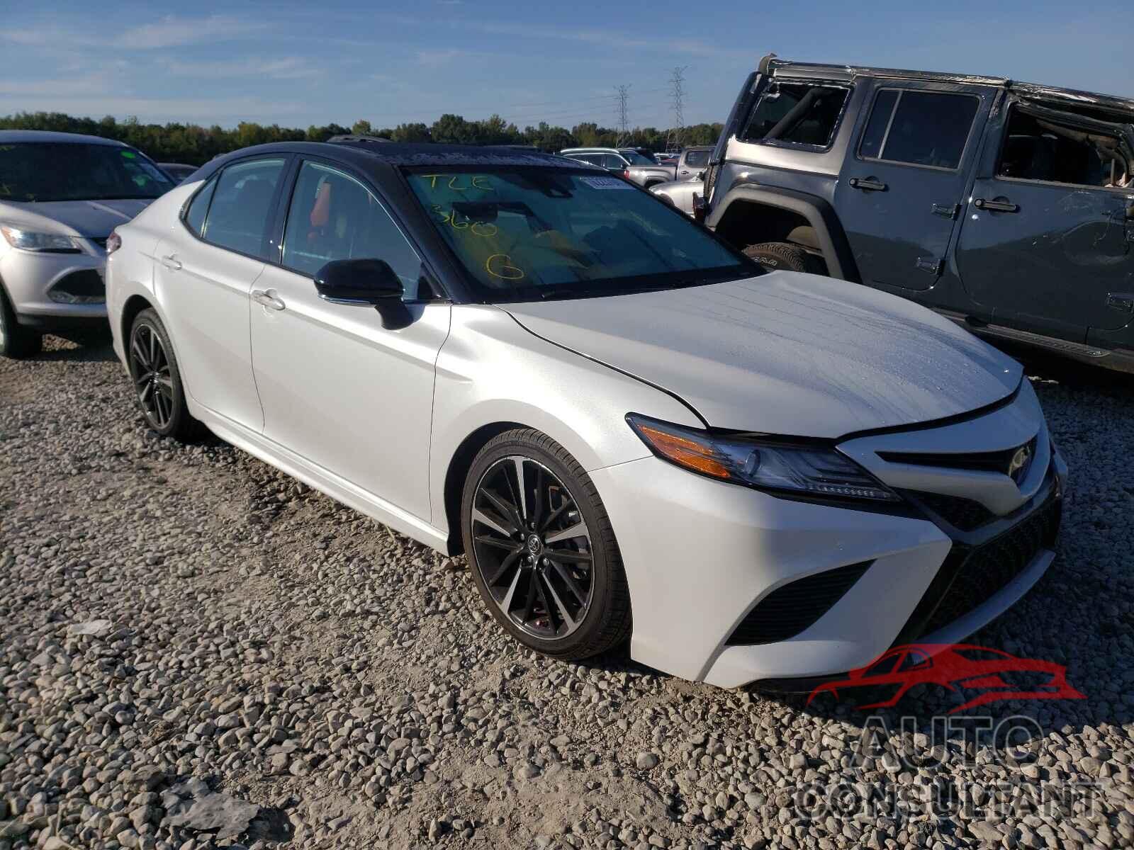 TOYOTA CAMRY 2019 - 4T1B61HK6KU298208
