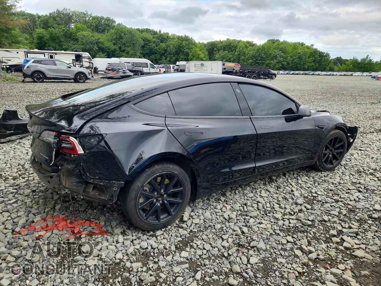TESLA MODEL 3 2018 - 5YJ3E1EA3JF152184