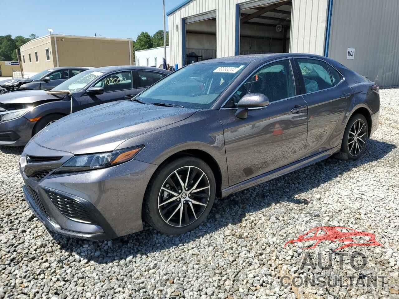 TOYOTA CAMRY 2024 - 4T1G11AK5RU894080