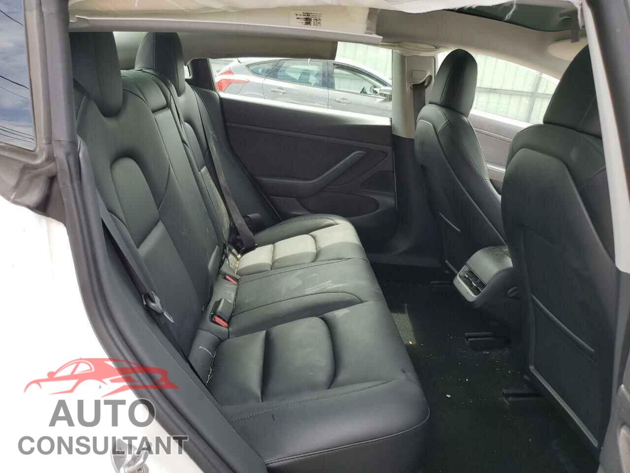 TESLA MODEL 3 2021 - 5YJ3E1EA1MF850653