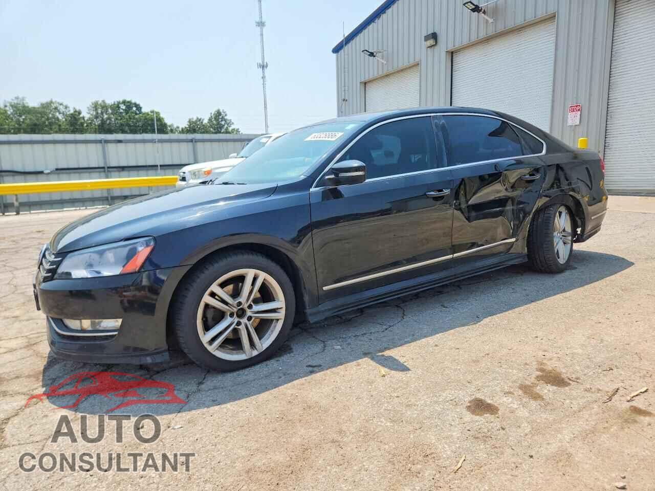 VOLKSWAGEN PASSAT 2013 - 1VWCN7A35DC066187