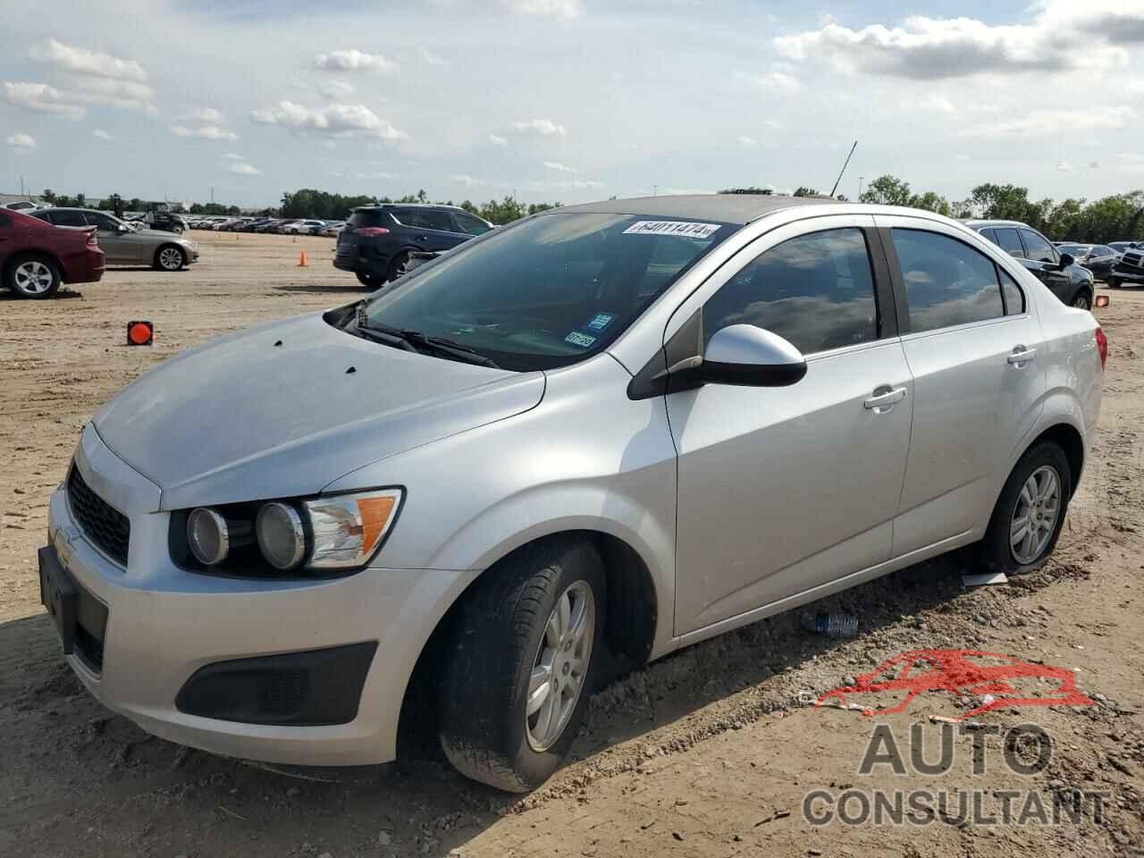 CHEVROLET SONIC 2016 - 1G1JC5SH7G4119588