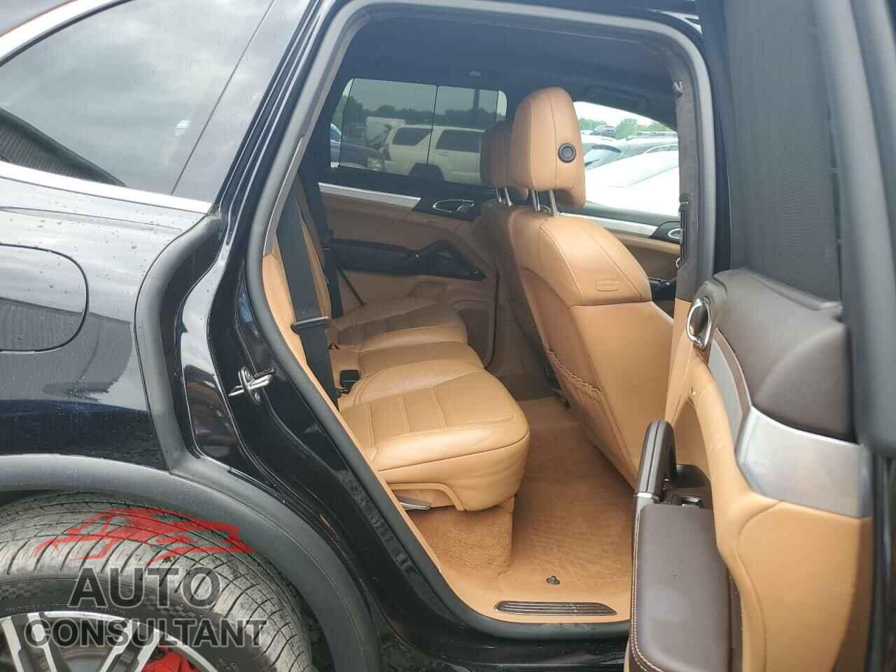 PORSCHE CAYENNE 2016 - WP1AC2A28GLA88665