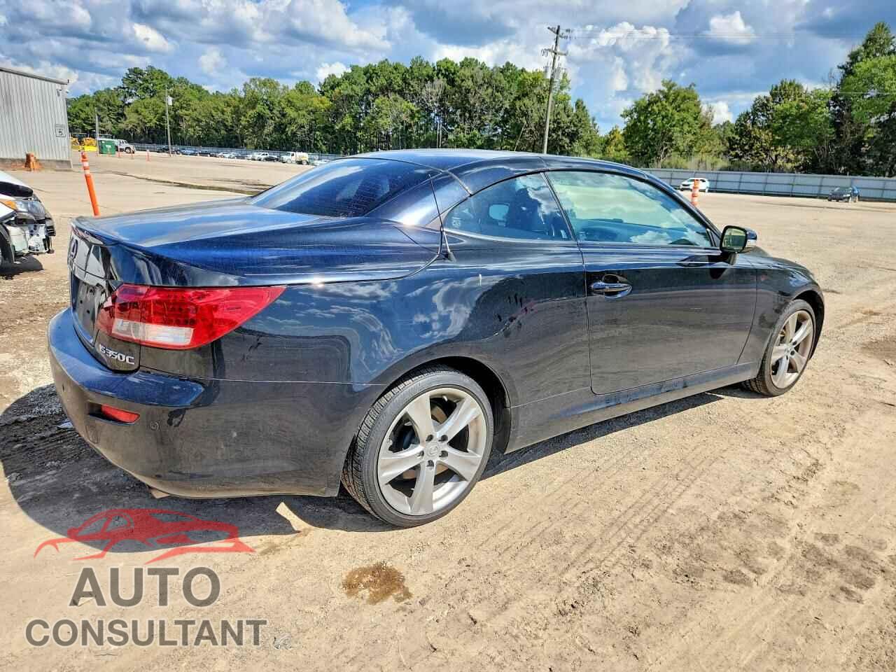 LEXUS IS 2012 - JTHFE2C27C2507408