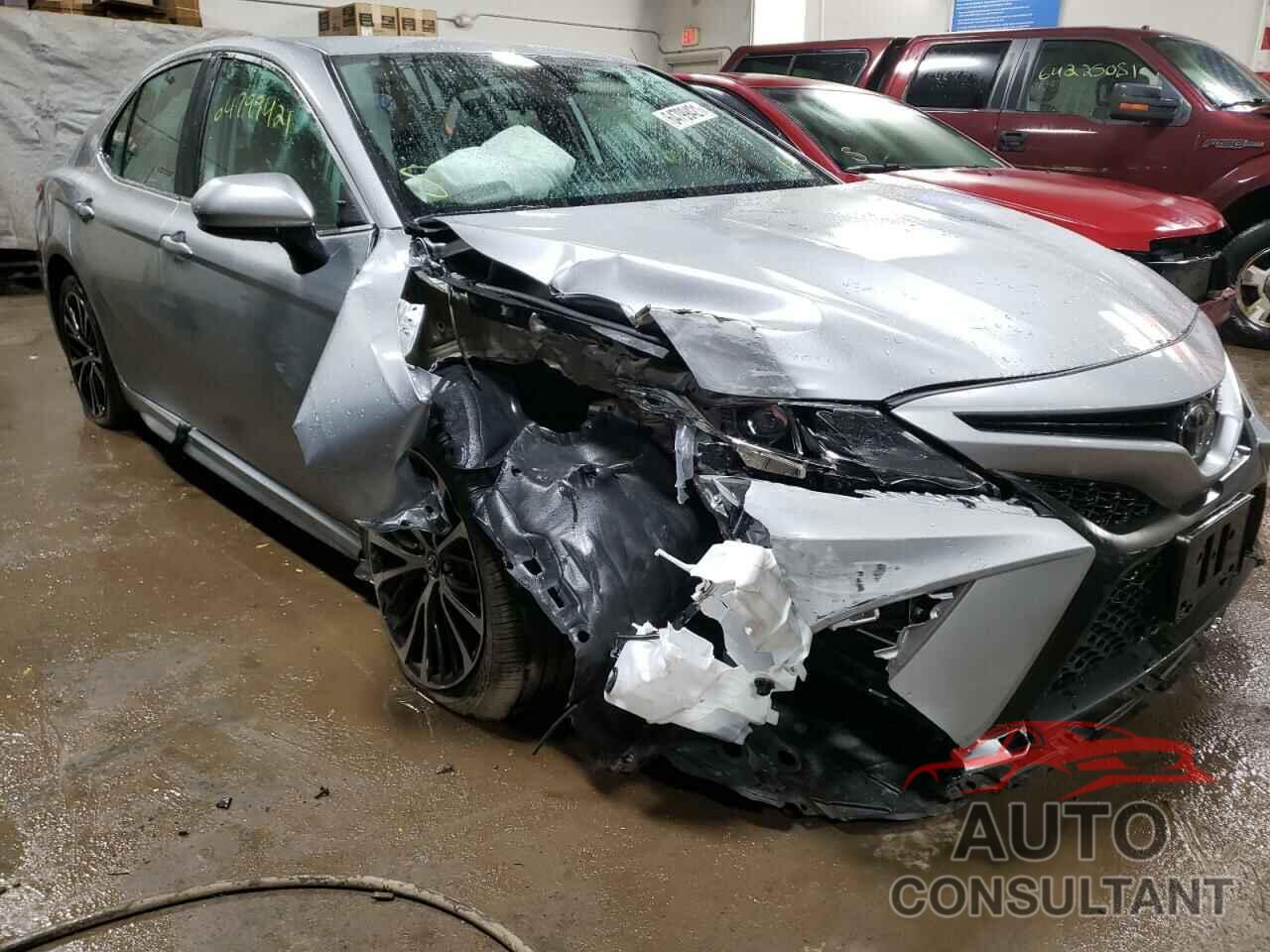 TOYOTA CAMRY 2020 - 4T1G11AK6LU869888